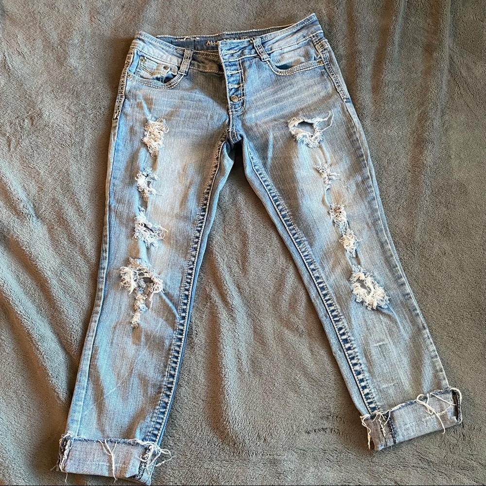 Almost Famous Size 5 Mid Calf Jeans distressed